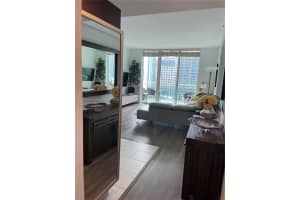 950 Brickell Bay Dr APT 2907, Miami, FL 33131, - MLS#A11785650
