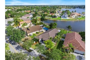 18506 NW 24th Pl, Pembroke Pines, FL 33029 - MLS#A11785722
