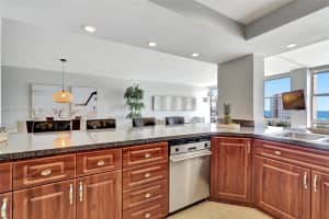 1000 Parkview Dr, Hallandale Beach, FL 33009, Sold 06/13/25