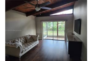 249 Briarwood Cir, Hollywood, FL 33024, Sold 07/10/25