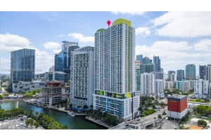 185 Sw 7 St 1508, Miami
