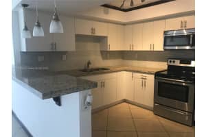 800 Parkview Dr 102 Hallandale Beach, FL 33009 - MLS#A11785882