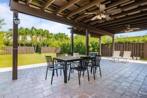 10075 Nw 86th Ter Doral, FL 33178 - MLS#A11785964
