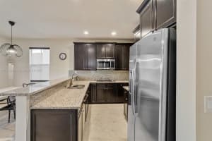 10075 Nw 86th Ter Doral, FL 33178 - MLS#A11785964
