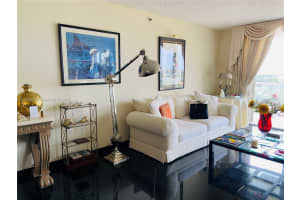 8855 Collins Ave 9e Surfside, FL 33154 - MLS#A11785972