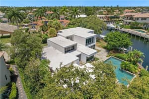 4050 NE 25th Ave, Lighthouse Point, FL 33064 - MLS#A11785980