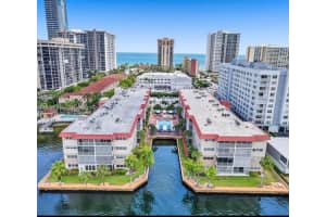 2097 S Ocean Dr 305, Hallandale Beach