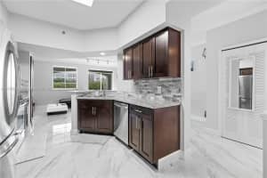 3105 NE 184th St APT 7305, Aventura, FL 33160, - MLS#A11786024