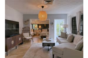 1163 Johnson St Hollywood, FL 33019 - MLS#A11786236