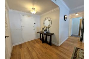 5825 Collins Ave APT 2D, Miami Beach, FL 33140, - MLS#A11786276