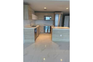 16385 Biscayne Blvd 504 North Miami Beach, FL 33160 - MLS#A11786327
