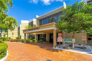 16100 Golf Club Rd 313, Weston