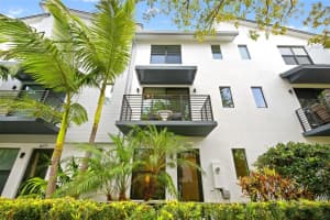 625 Ne 22nd Dr, Wilton Manors