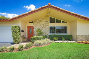 3971 Nw 108th Dr Coral Springs, FL 33065 - MLS#A11786565