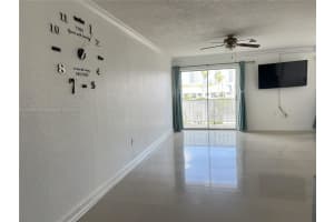 3665 NE 167th St APT 308, North Miami Beach, FL 33160, - MLS#A11786619