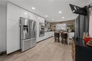 14221 Sw 94th Cir Ln 102-10, Miami
