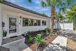 2506 Ne 30th St, Fort Lauderdale