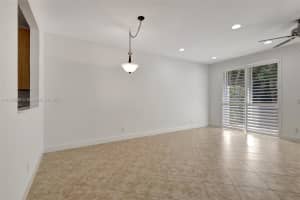 16121 Poppyseed Cir 1702 Delray Beach, FL 33484 - MLS#A11786846