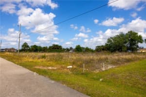 3826 W 22nd St W Lehigh Acres, FL 33971 - MLS#A11786905