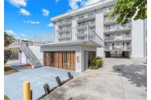 130 S Shore Dr 2f Miami Beach, FL 33141 - MLS#A11786929