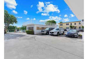 130 S Shore Dr 2f Miami Beach, FL 33141 - MLS#A11786929