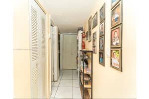 8635 Nw 8th St 101 Miami, FL 33126 - MLS#A11786948