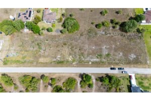 3820 22nd St W Lehigh Acres, FL 33971 - MLS#A11786968