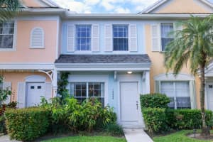16686 Hemingway Dr 16686, Weston