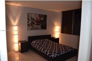 1780 Ne 191st St 806-2, Miami