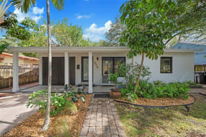 829 Sw 4th Ct Fort Lauderdale, FL 33312 - MLS#A11787039