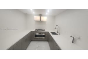 2030 S Ocean Dr 1704, Hallandale Beach, FL 33009 - MLS#A11787070