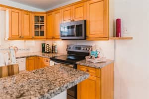 809 SE 14th Dr, Deerfield Beach, FL 33441, - MLS#A11787076