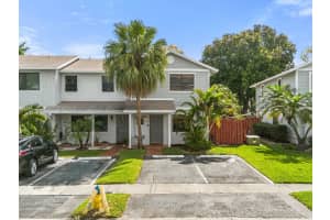 301 NW 106th Terrace, Pembroke Pines, FL 33026, Sold 05/28/25