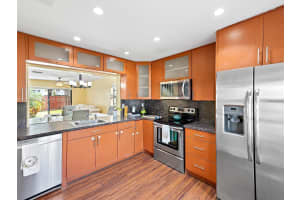 301 NW 106th Terrace, Pembroke Pines, FL 33026, Sold 05/28/25