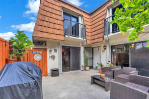 9153 SW 23rd St, Davie, FL 33324, Sold 07/09/25