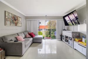 301 Nw 109th Ave 201 Miami, FL 33172 - MLS#A11787143