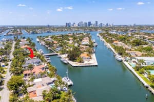 2561 Lucille Dr Fort Lauderdale, FL 33316 - MLS#A11787149