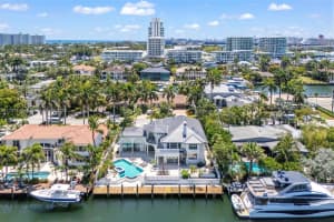 2561 Lucille Dr Fort Lauderdale, FL 33316 - MLS#A11787149