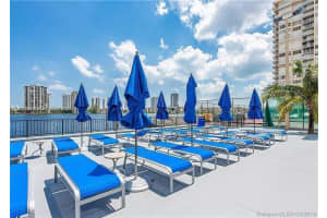 2750 Ne 183rd St 1805, Aventura