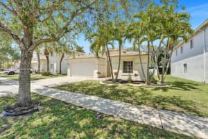 12711 SW 45th Dr, Miramar, FL 33027, Sold 07/08/25