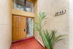 2944 E Missionwood Cir, Miramar, FL 33025, Sold 07/17/25