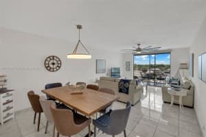 2861 Somerset Dr APT 404, Lauderdale Lakes, FL 33311, - MLS#A11787297