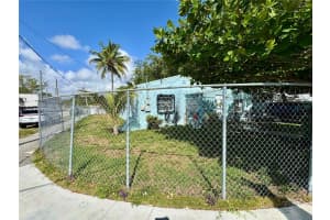 6400 NW 1st Pl, Miami, FL 33150, - MLS#A11787314