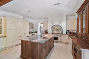 901 Valencia Ave, Coral Gables, FL 33134, Sold 05/30/25