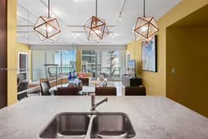 900 Biscayne Bay, 900 Biscayne Blvd APT 2410, Miami, FL 33132, - MLS#A11787397