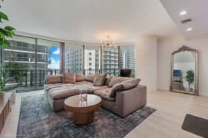 45 Sw 9th St 1808, Miami