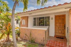 1080 NW 134th St, North Miami, FL 33168, Sold 08/18/25