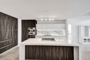 851 NE 1st Ave #4502, Miami, FL 33130, Sold 08/19/25