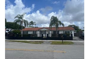 15171 SW 70th St, Miami, FL 33193, - MLS#A11787638