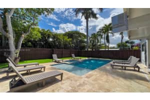 1230 Johnson St, Hollywood, FL 33019, - MLS#A11787649